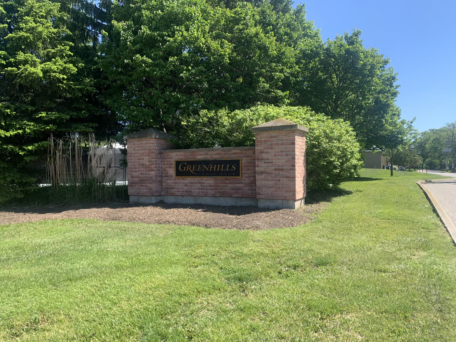 Greenhills neighbourhood entrance